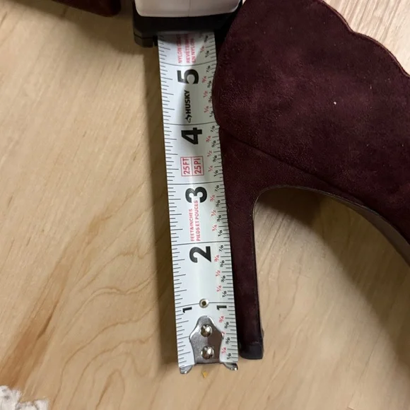 Stuart Weitzman Burgundy Heels - Picture 15 of 16